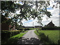 Approaching Pallathorpe Farm