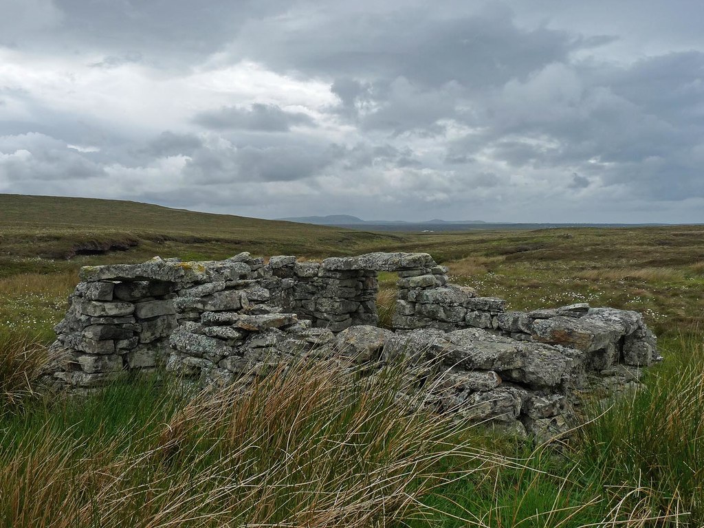 Shieling hut, Ath a' Mhàil, Isle of... © Claire Pegrum cc-by-sa/2.0 ...