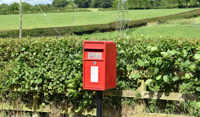 Postbox BT39 108, Ballyboley near Ballynure (July 2017)