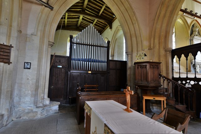 Stanton Harcourt, St. Michael's Church: The organ in the Early English north transept