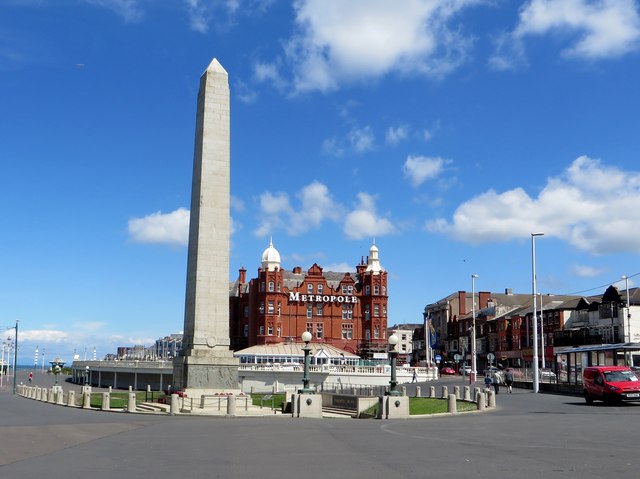 Blackpool war memorial and the Metropole Hotel
