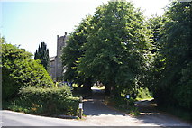 TM3862 : Entrance to churchyard of St John the Baptist, Saxmundham by Christopher Hilton