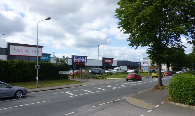 Meteor Shopping Park, Somerford Road,... © Russel Wills :: Geograph ...