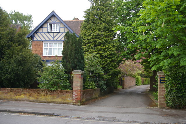 Staverton Road, Oxford: entrance to University College annexe