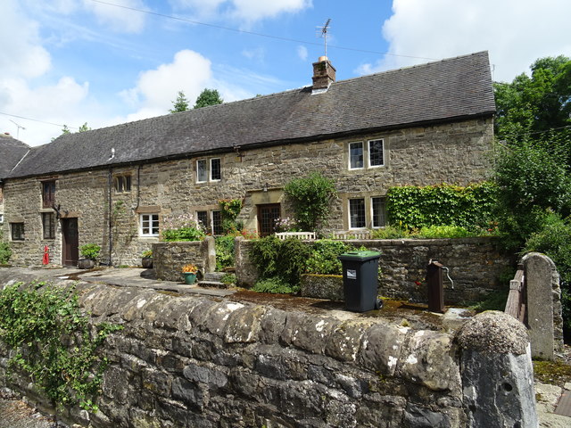 Cottages on Stonepit Lane