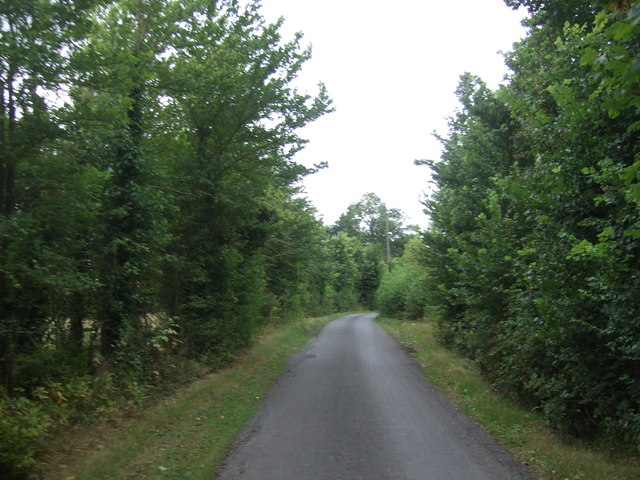 Minor road towards Wychbold