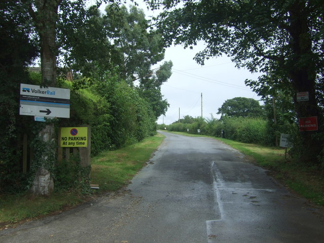 Road to Stoke Court