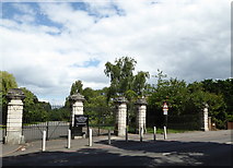 TQ3373 : Queen Mary's Gate, Dulwich Common by pam fray
