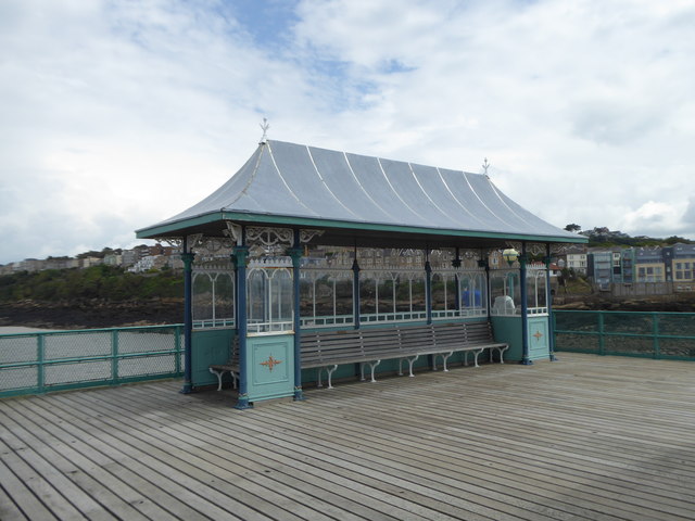 Shelter at the north east end of Clevedon Pier