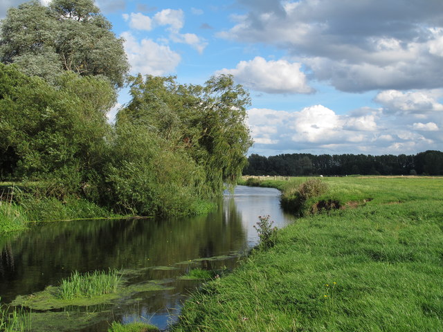 The Waveney at Outney Common, Bungay (3) © Roger Jones cc-by-sa/2.0 ...