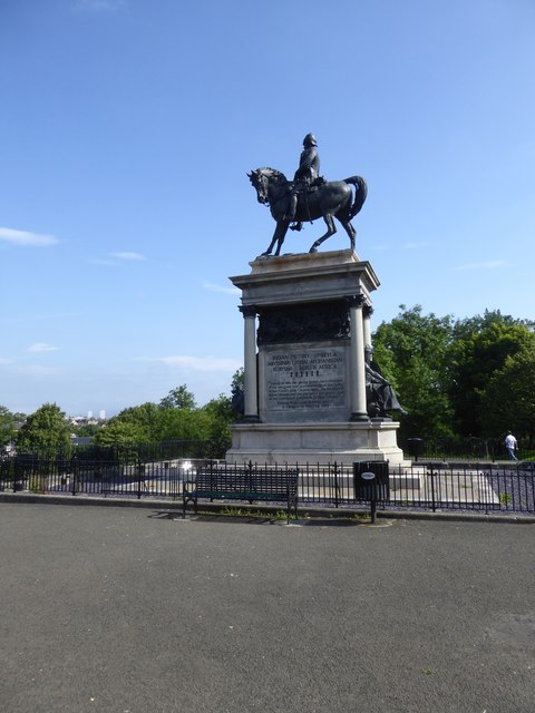 Statue of Lord Roberts in Kelvingrove Park