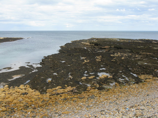 Rocky shore at Beadnell