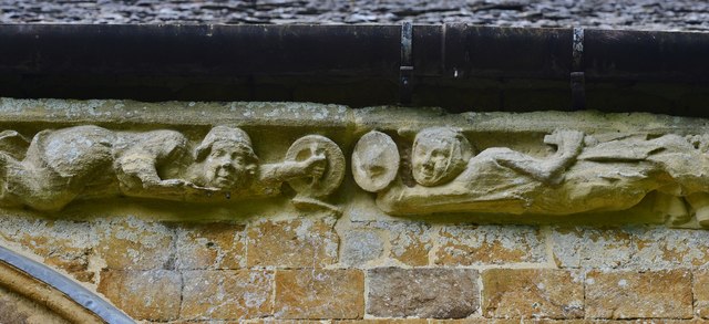 Hanwell, St. Peter's Church: South frieze, ca. 1340: Two men facing up to each other with benign expressions