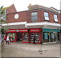 CeX and EE in Exmouth town centre