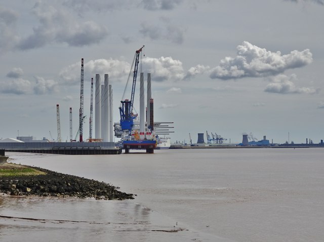 Alexandra Dock, Kingston upon Hull © Bernard Sharp :: Geograph Britain ...