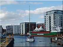 TM1643 : Yacht entering Ipswich's floating harbour [wet dock] by Christine Johnstone