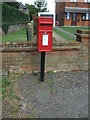 Elizabeth II postbox on Upland Road, Epping Upland