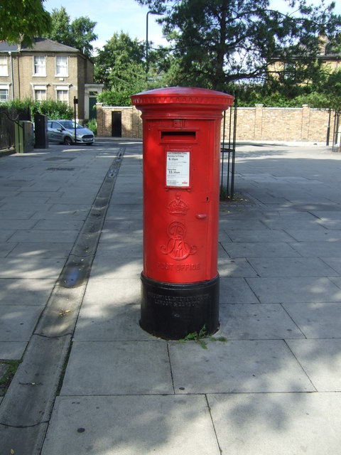 Edward VII postbox on Dalston Lane, London E8