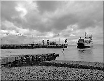NS2059 : Old Fish Quay - Largs by Raibeart MacAoidh