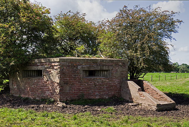 WWII Cheshire, RAF Cranage, near Middlewich - pillbox (11)