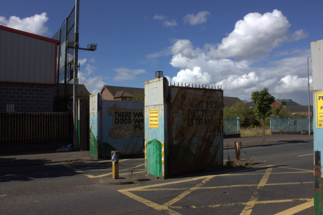 Springfield Road barrier, Belfast