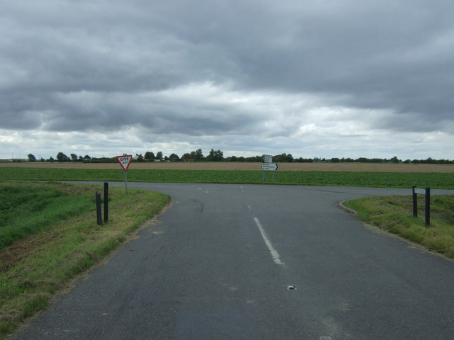 Junction on Fifty Road (B1093)