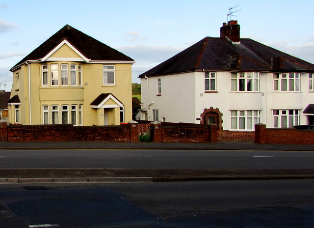 Yellow detached house, Malpas Road, Newport