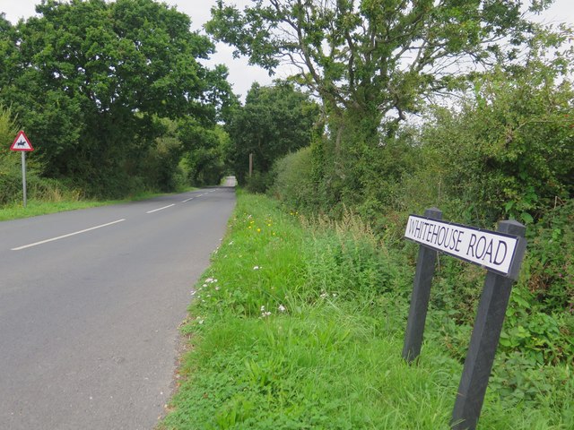 Whitehouse Road heading to Thorness © Paul Coueslant :: Geograph ...