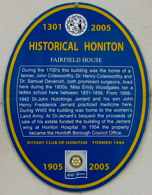 Fairfield House blue plaque, New Street, Honiton