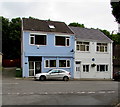 White house and blue house, The Square, Thomastown