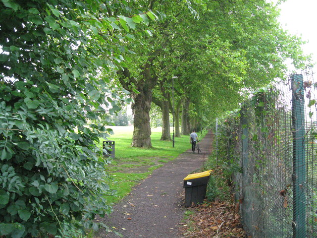 Spencer Park westwards path - Coventry, West Midlands