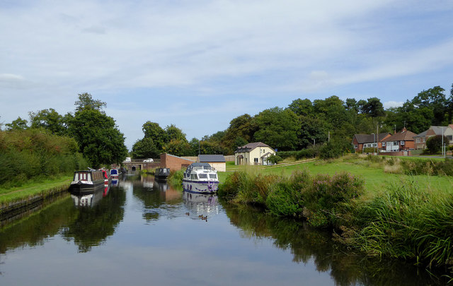 Canal near Castlecroft in Wolverhampton