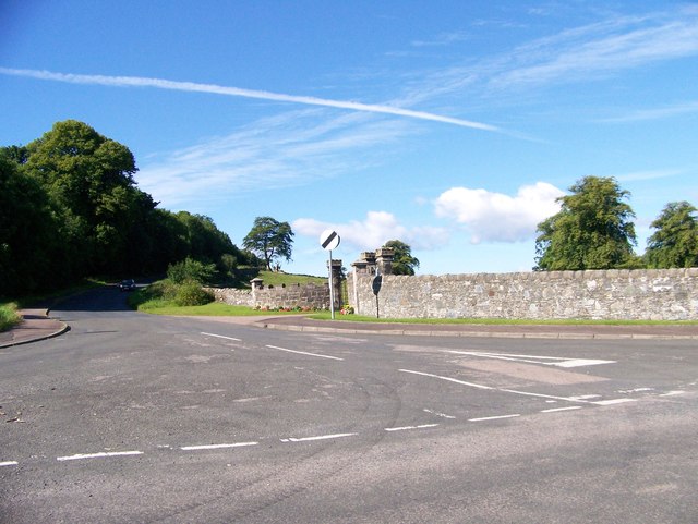Entrance to Kames Castle at the junction of the A844 and A 886