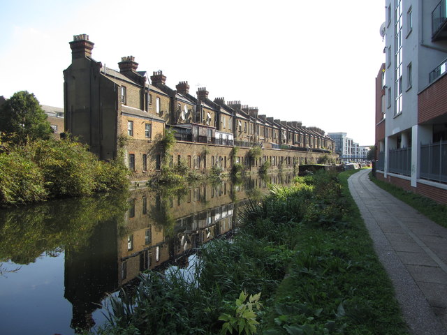 Harrow Road house-backs along the Grand... © Gareth James :: Geograph ...