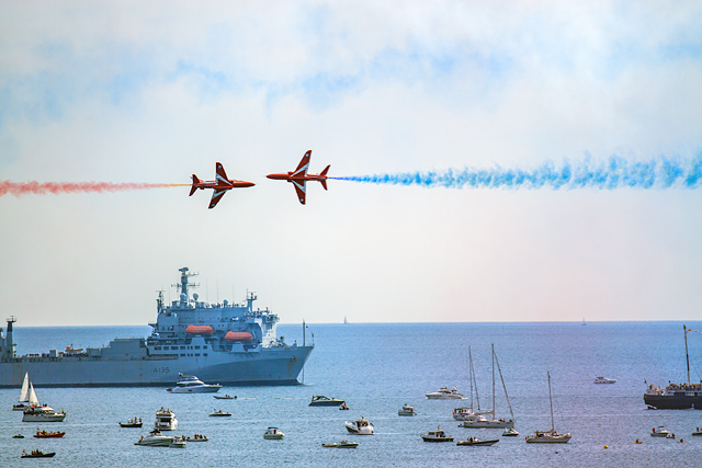 Bournemouth Air Festival 2017 - Red Arrows Synchro Pair