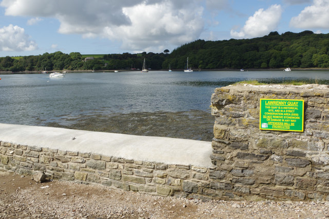 Lawrenny Quay © Stephen McKay cc-by-sa/2.0 :: Geograph Britain and Ireland