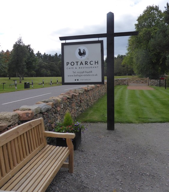 Potarch Cafe and Restaurant name sign