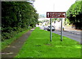 ST0483 : Golf course direction sign, Talbot Road, Llantrisant by Jaggery