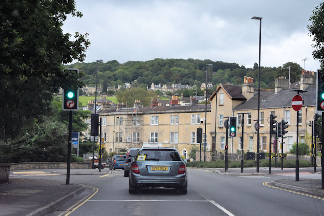 Traffic lights at end of Rossiter Road