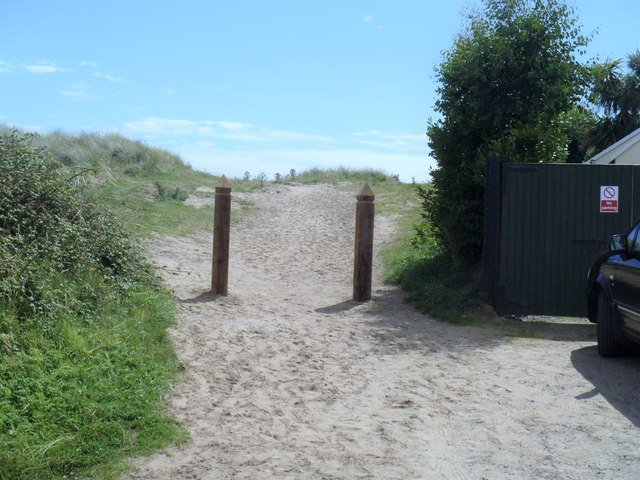 The way to the dunes