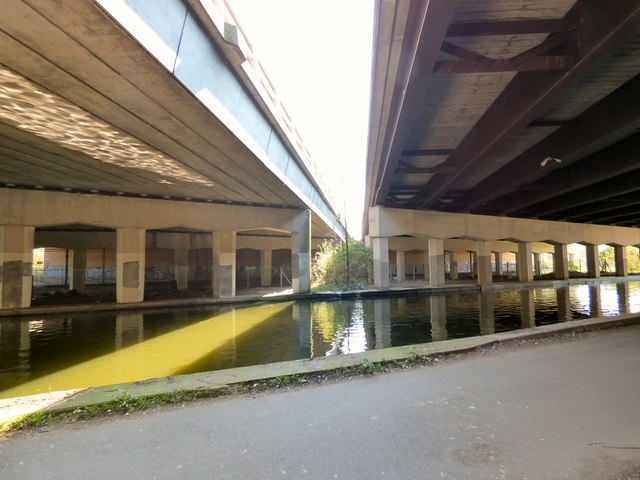 Reflections between the carriageways