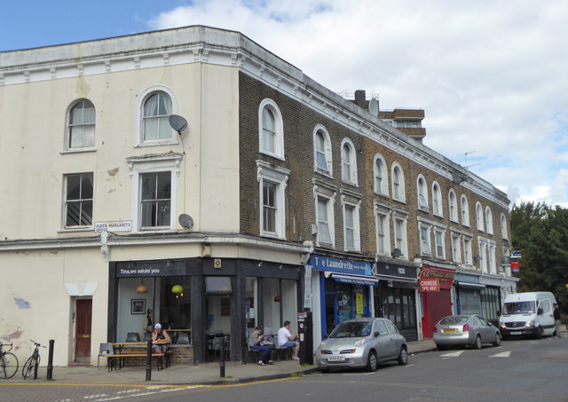 Parade of shops in King Henry's Walk