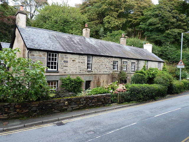 Penhelig Lodge, Aberdovey © Richard Law :: Geograph Britain and Ireland