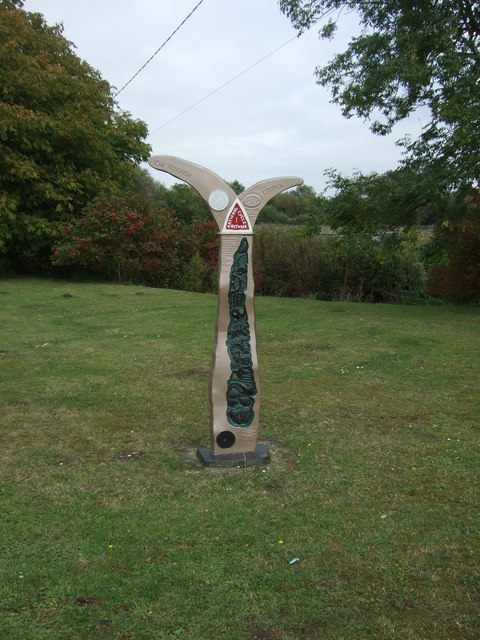 Millennium Milepost, National Cycle Route 1, Rockland Staithe