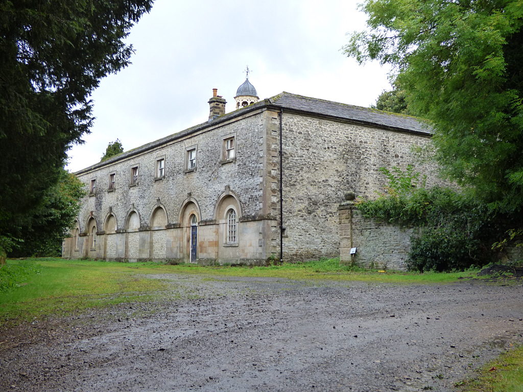 stables-of-marske-hall-stephen-craven-geograph-britain-and-ireland