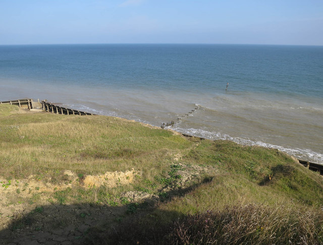 Cliffs at Trimingham © Hugh Venables :: Geograph Britain and Ireland