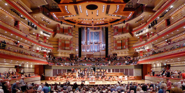 Symphony Hall In Birmingham © Roger D Kidd Cc-by-sa 2.0 :: Geograph 