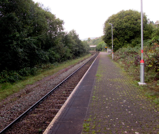 West along Dinas Rhondda railway station... © Jaggery cc-by-sa/2.0 ...