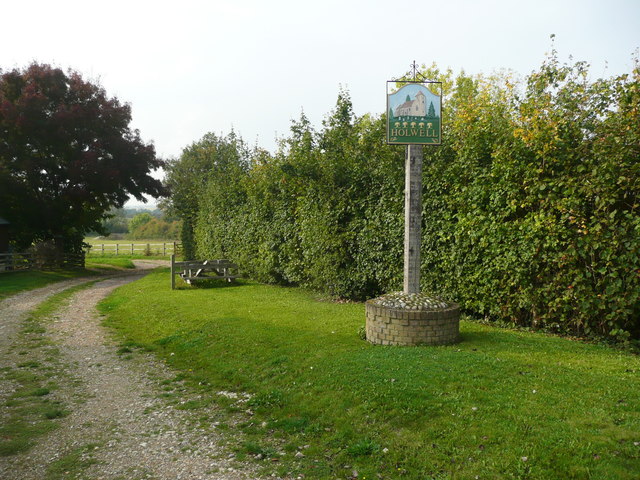 Village sign, Holwell