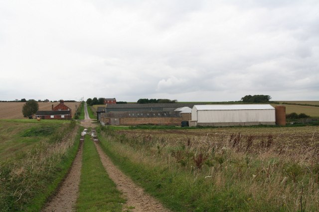 Barnetby Wold Farm on bridleway to Mealand Hill